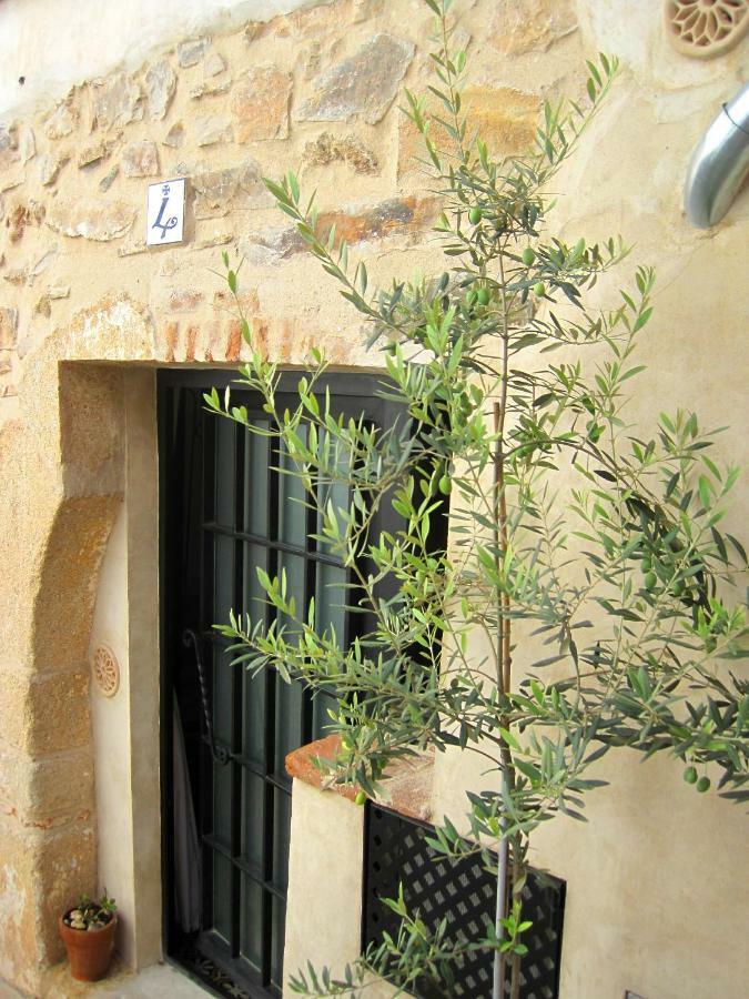La Casina De Piedra Encanto - Parte Antigua De * Caceres